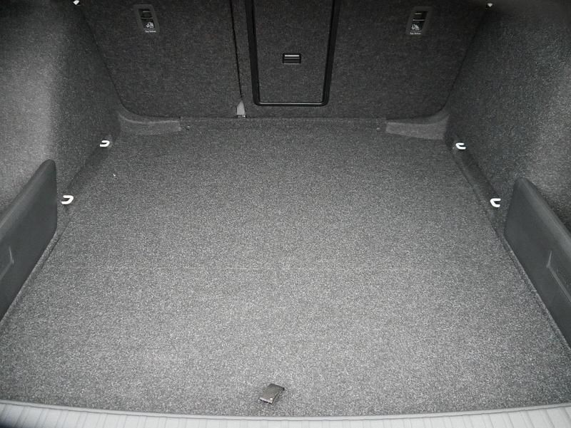 Neu Skoda Octavia Selection 150 PS (110 kW) 2025 Candyweiß Kombi