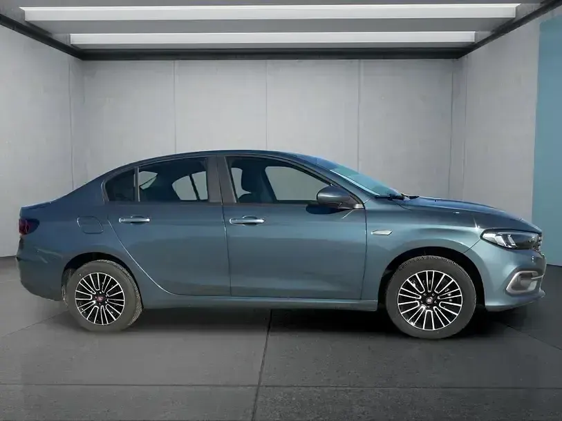 Gebraucht Fiat Tipo 131 PS (96 kW) 2025 Grau Limousine
