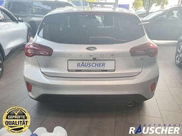Gebraucht Ford Focus Titanium X 125 PS (91 kW) 2024 Moondust silber metallic Limousine