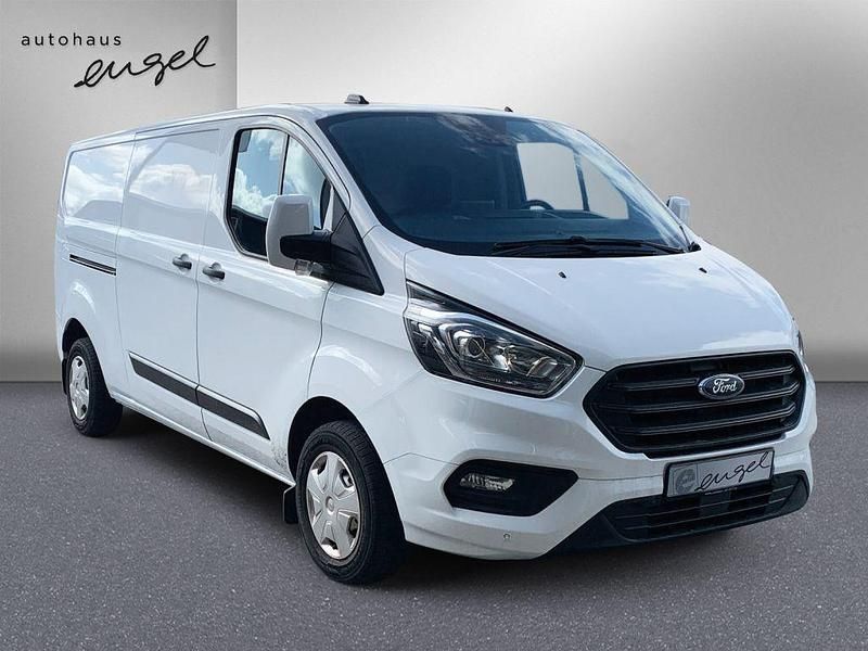 Gebraucht Ford Transit Custom Trend 131 PS (96 kW) 2021 Frozen white Pickup