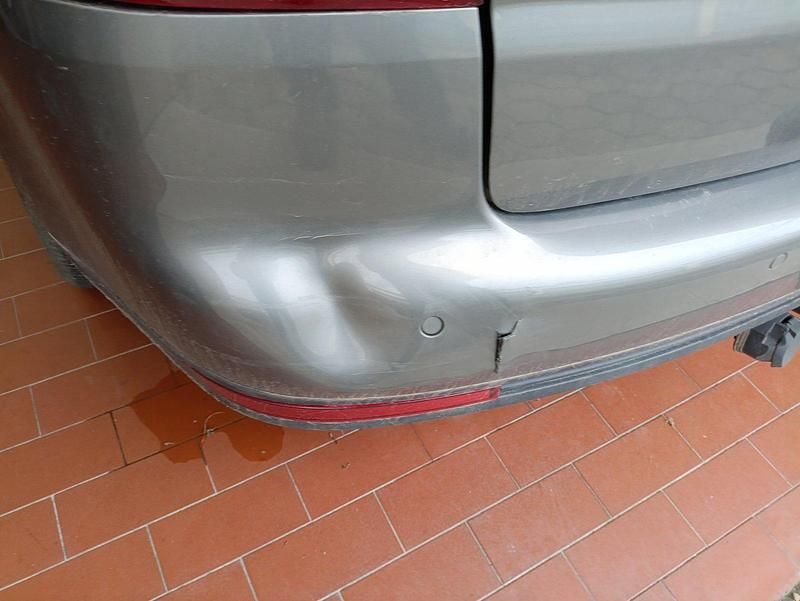 Gebraucht VW Touran 140 PS (102 kW) 2010 Grau Van / Kleinbus