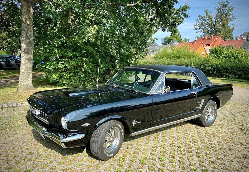 Gebraucht Ford Mustang 240 PS (176 kW) 1966 Schwarz Coupé