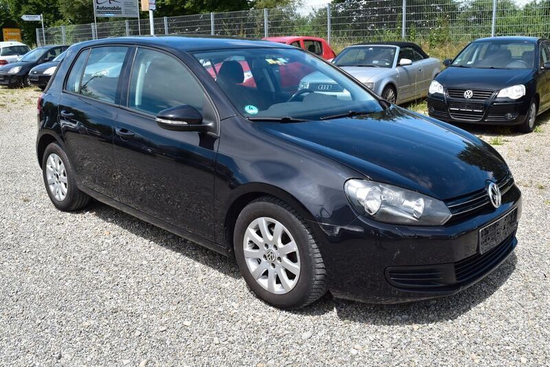 Gebraucht VW Golf VI Comfortline 122 PS (89 kW) 2010 Schwarz Kleinwagen