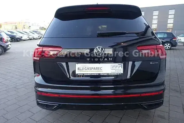 Gebraucht VW Tiguan R-line 150 PS (110 kW) 2022 Schwarz SUV