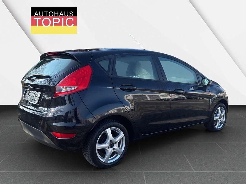 Gebraucht Ford Fiesta Trend 82 PS (60 kW) 2009 Pantherschwarz metallic Kleinwagen