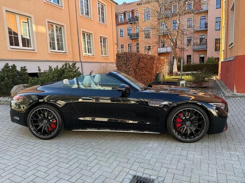 Gebraucht Mercedes SL55 AMG Premium 476 PS (350 kW) 2024 Obsidianschwarz Cabrio