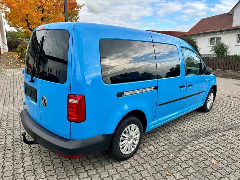 Gebraucht VW Caddy Maxi 102 PS (75 kW) 2020 Blau Van / Kleinbus