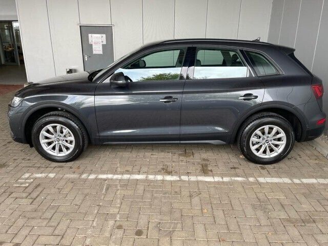 Gebraucht Audi Q5 Advanced 204 PS (150 kW) 2021 Manhattangrau (metallic) SUV