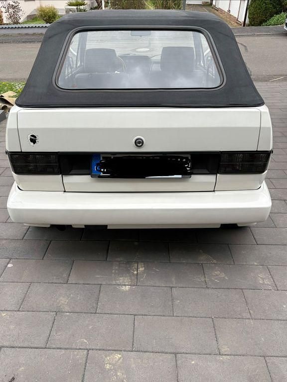 Gebraucht VW Golf Cabriolet 98 PS (72 kW) 1990 Weiß Cabrio