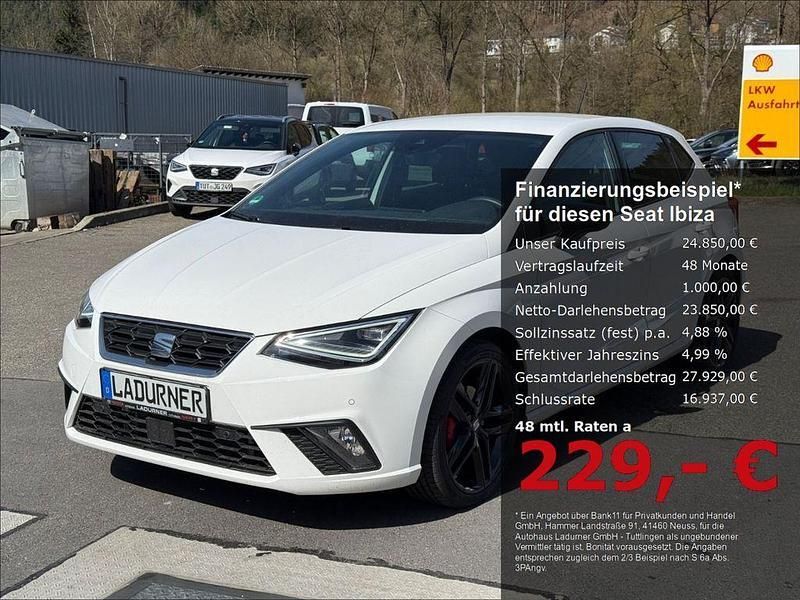 Weiß Gebraucht 2024 Seat Ibiza FR Limousine | 24.850 € (Fairer Preis) - Bild 1/4