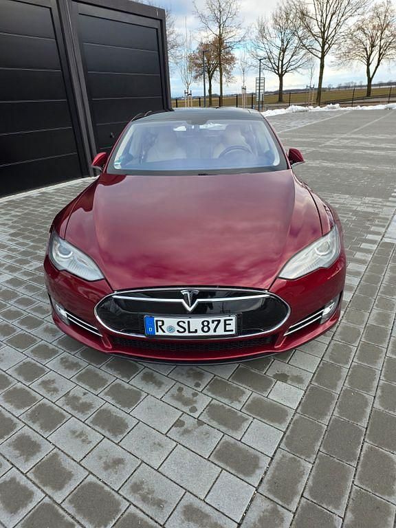 Gebraucht Tesla Model S 309 kW (421 PS) 2013 Rot Kleinwagen