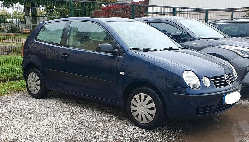 Blau Gebraucht 2003 VW Polo Kleinwagen | 900 € (Guter Preis) - Bild 1/4