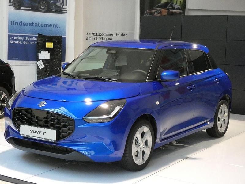 Gebraucht Suzuki Swift Comfort 83 PS (61 kW) 2025 Blau Limousine