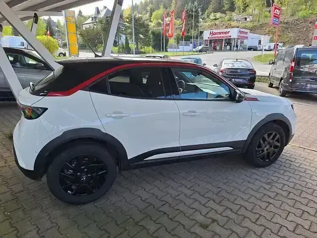 Gebraucht Opel Mokka 101 PS (74 kW) 2023 Weiß SUV