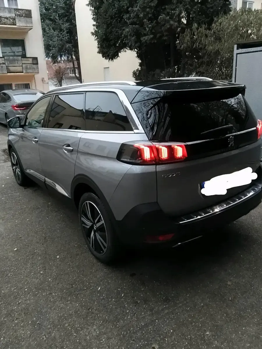 Gebraucht Peugeot 5008 GT 131 PS (96 kW) 2023 Silber SUV