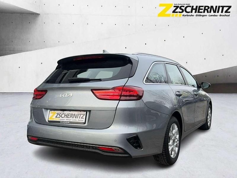Gebraucht Kia Ceed Sportswagon Vision 140 PS (102 kW) 2025 (css) lunarsilber met. Kombi