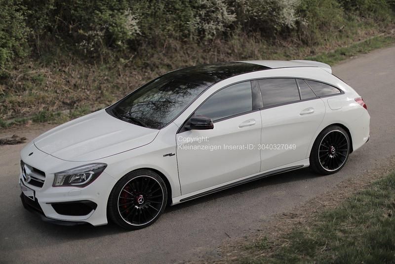 Weiß Gebraucht 2015 Mercedes CLA45 AMG Shooting Brake AMG Kombi | 26.900 € - Bild 1/4