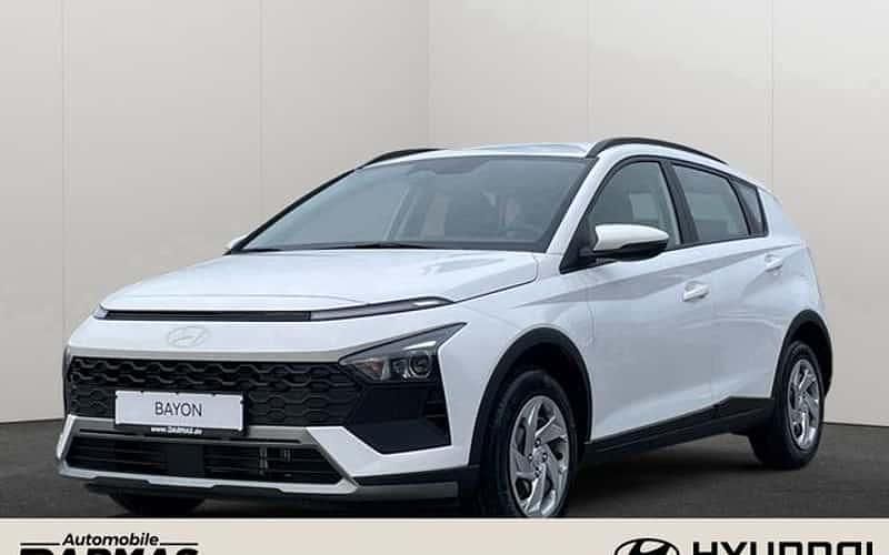 Weiß Gebraucht 2025 Hyundai Bayon Select SUV | 17.490 € (Superpreis) - Bild 1/4