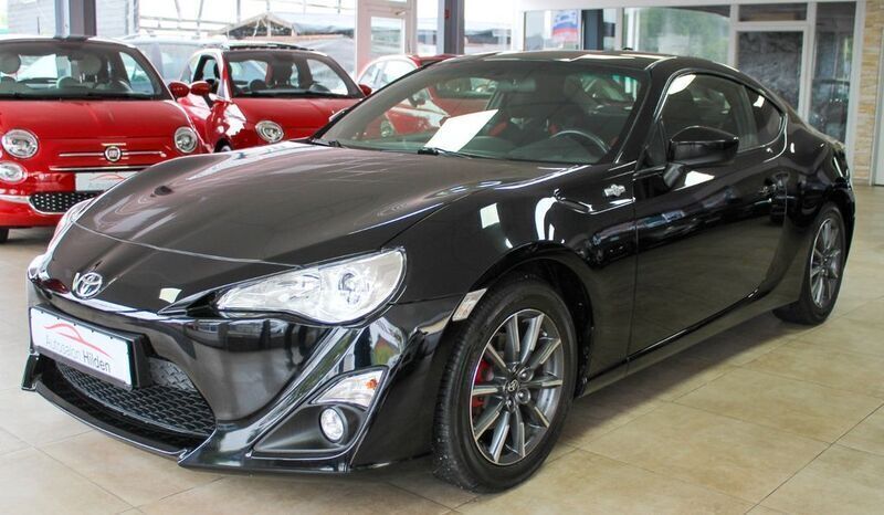Crystal black Gebraucht 2015 Toyota GT86 GT Coupé | 26.500 € (Etwas zu teuer) - Bild 1/4