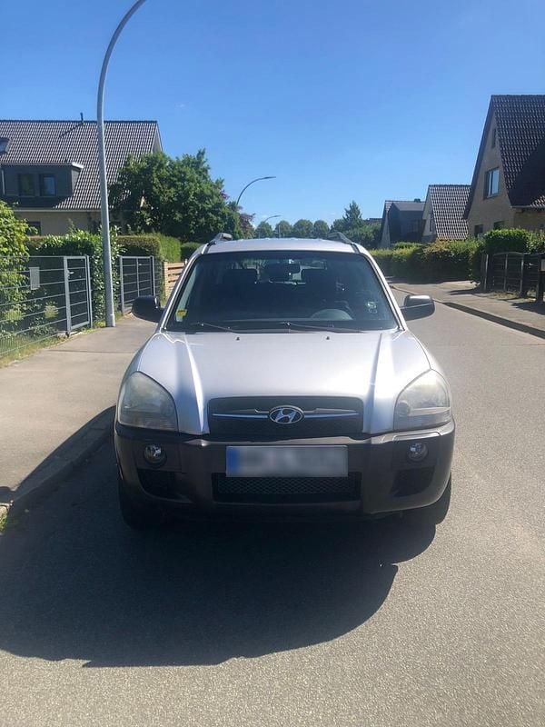 Gebraucht Hyundai Tucson 104 PS (76 kW) 2006 Silber SUV