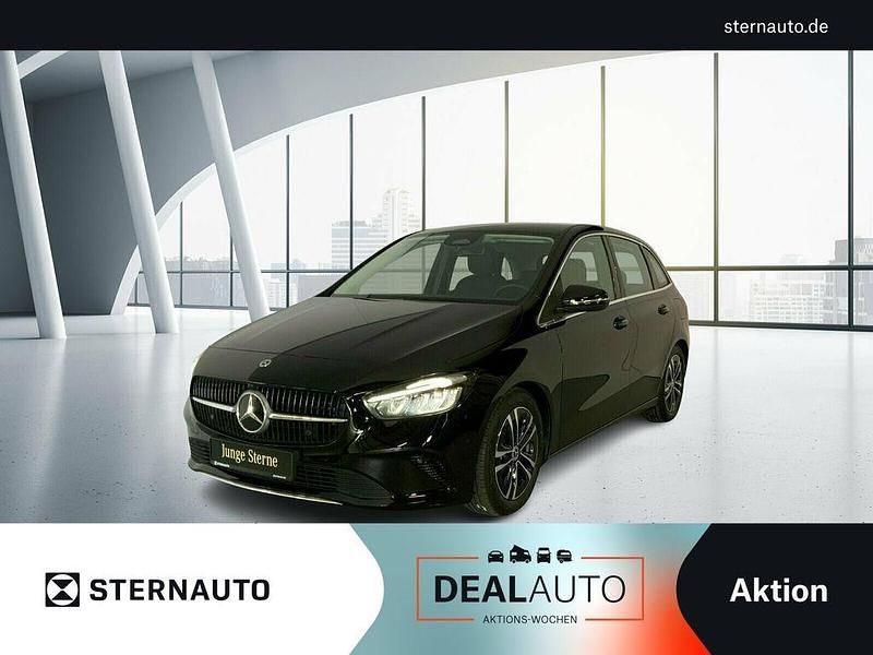 Schwarz Gebraucht 2024 Mercedes B200 Progressive Van / Kleinbus | 27.370 € (Superpreis) - Bild 1/4