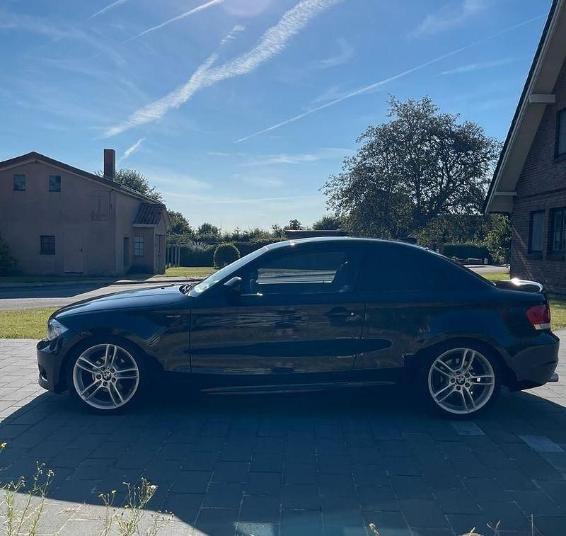 Gebraucht BMW 118 Performance 143 PS (105 kW) 2013 Schwarz Kleinwagen