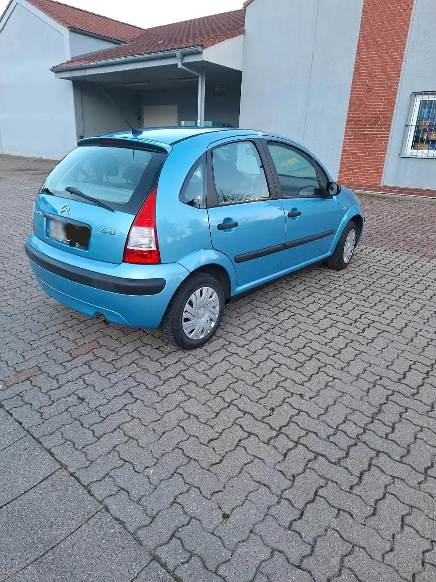 Usado Citroën C3 Comfort 75 CV (55 kW) 2007 Azul Berlina