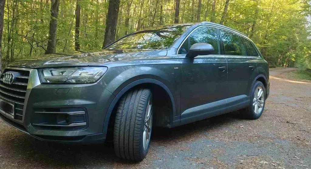 Gebraucht Audi Q7 Sport 272 PS (200 kW) 2015 Grau SUV
