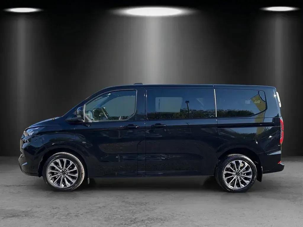 Neu Ford Tourneo Custom Titanium X 170 PS (125 kW) 2026 Agate black Van