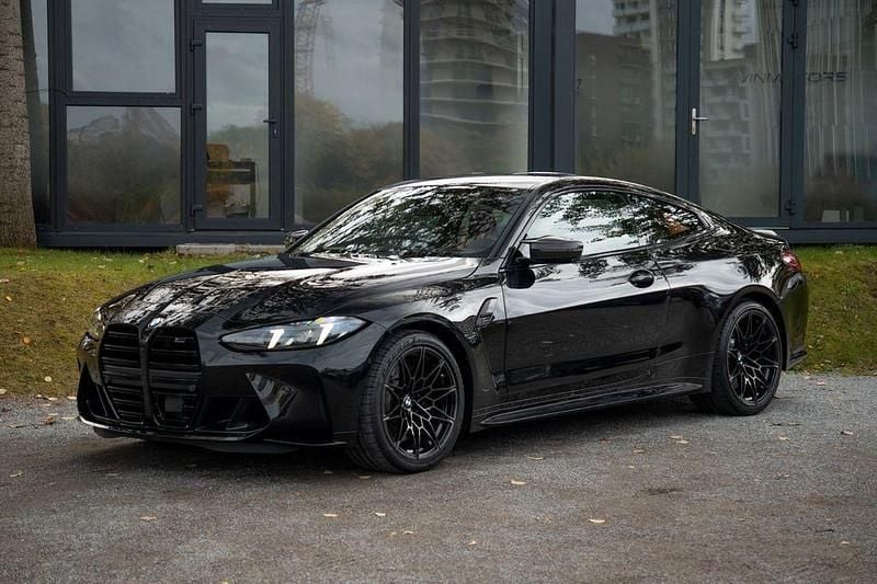 Schwarz Gebraucht 2025 BMW M4 Performance Coupé | 95.000 € (Superpreis) - Bild 1/4