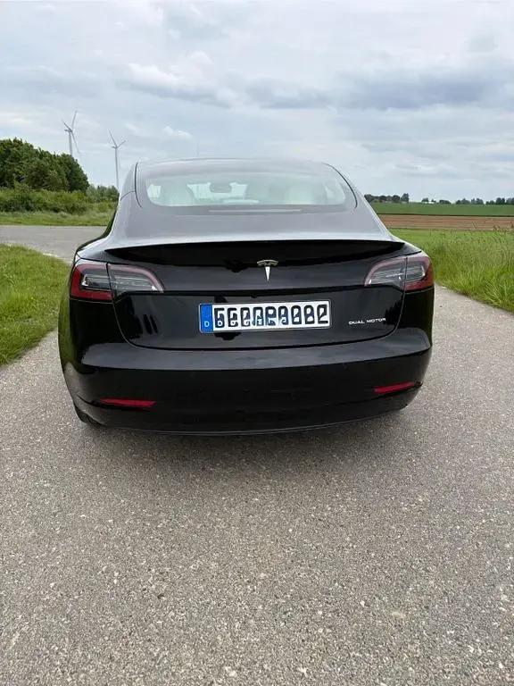 Gebraucht Tesla Model 3 366 kW (498 PS) 2019 Schwarz Limousine