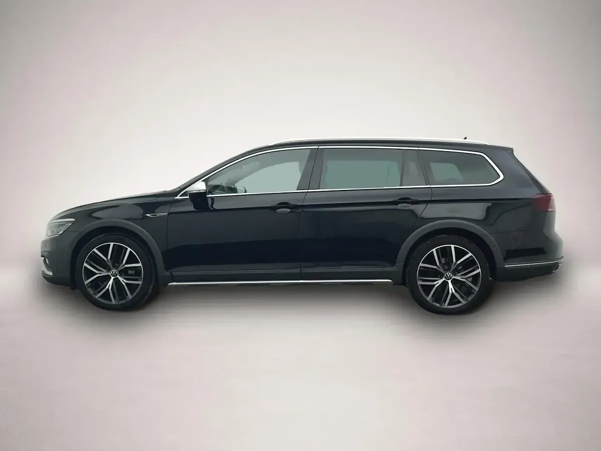 Gebraucht VW Passat Alltrack 200 PS (147 kW) 2023 Manufacturer Kombi