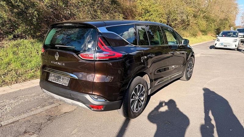 Gebraucht Renault Espace Initiale 160 PS (117 kW) 2015 Braun Van / Kleinbus