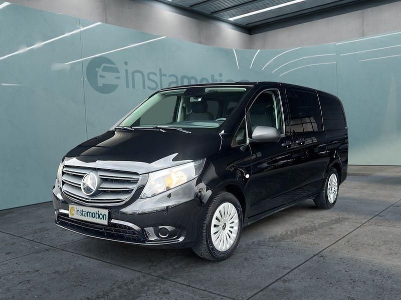 Schwarz Gebraucht 2023 Mercedes Vito Van / Kleinbus | 46.249 € - Bild 1/4