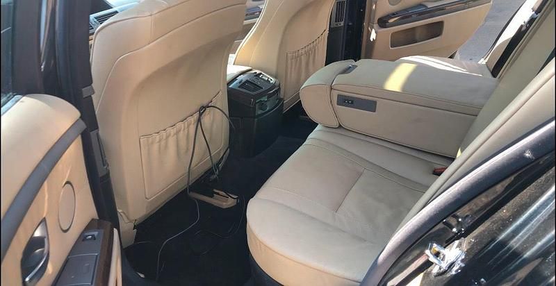 Gebraucht BMW 730 218 PS (160 kW) 2004 Schwarz Limousine