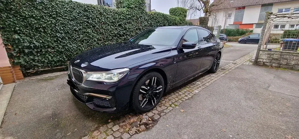 Gebraucht BMW 750 Performance 449 PS (330 kW) 2017 Schwarz Limousine