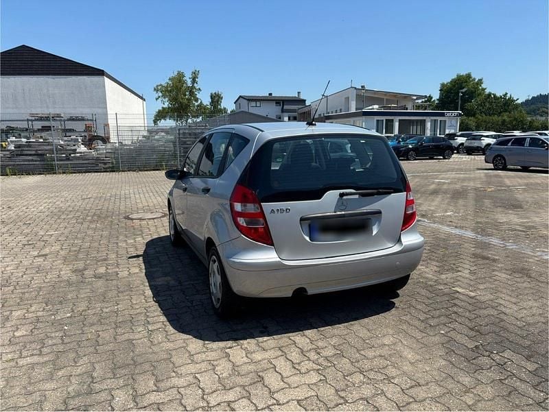 Gebraucht Mercedes A150 95 PS (69 kW) 2004 Silber Kleinwagen