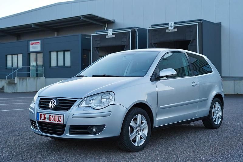 Gebraucht VW Polo United 70 PS (51 kW) 2008 Silber Kleinwagen