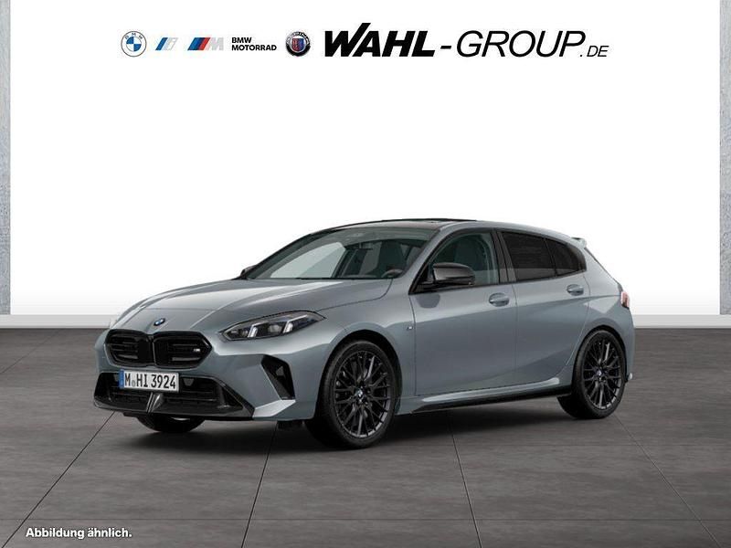 Grau Neu 2025 BMW M135 Performance Kleinwagen | 59.290 € (Etwas zu teuer) - Bild 1/4