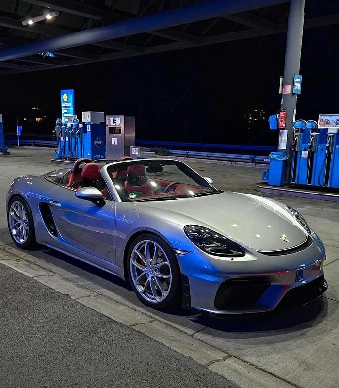 Gebraucht Porsche 718 Spyder 420 PS (308 kW) 2021 Silber Cabrio