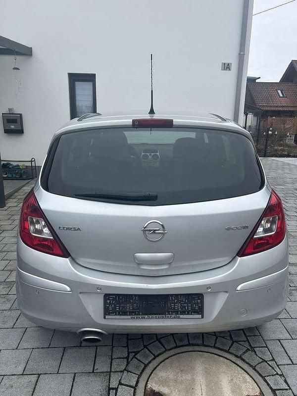 Gebraucht Opel Corsa 101 PS (74 kW) 2012 Grau Kleinwagen