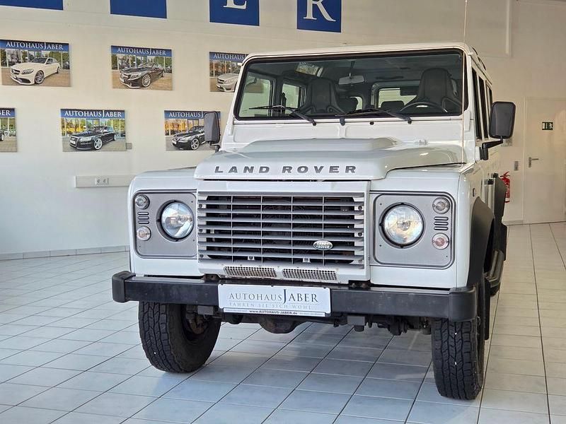 Gebraucht Land Rover Defender 122 PS (89 kW) 2010 Weiß SUV