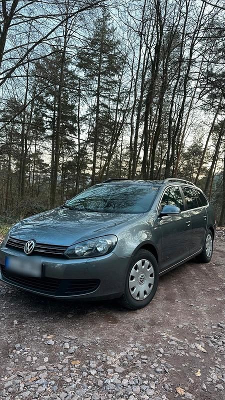 Gebraucht VW Golf VI 105 PS (77 kW) 2011 Grau Kleinwagen