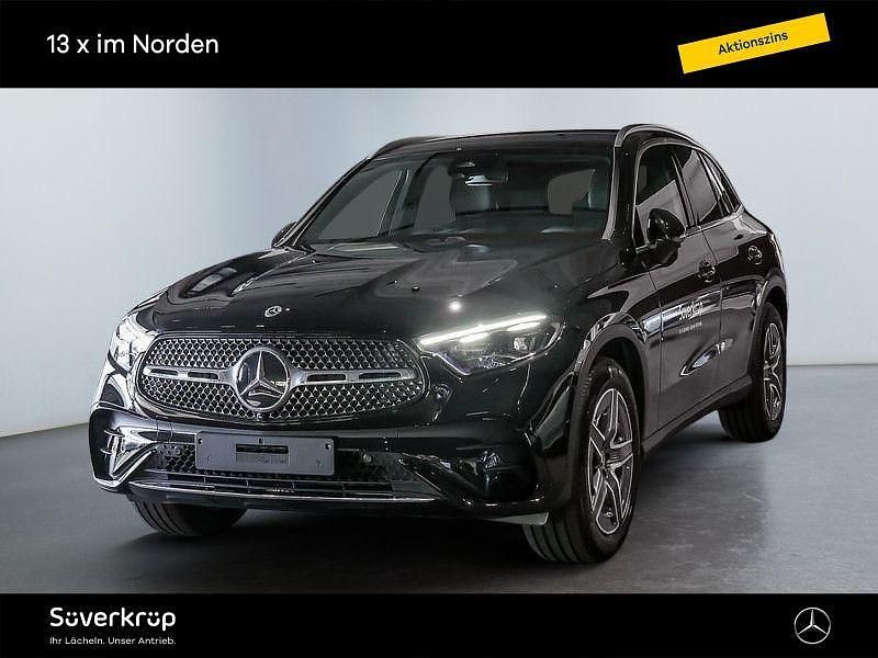 Schwarz Gebraucht 2024 Mercedes GLC200 AMG SUV | 55.950 € (Etwas zu teuer) - Bild 1/4