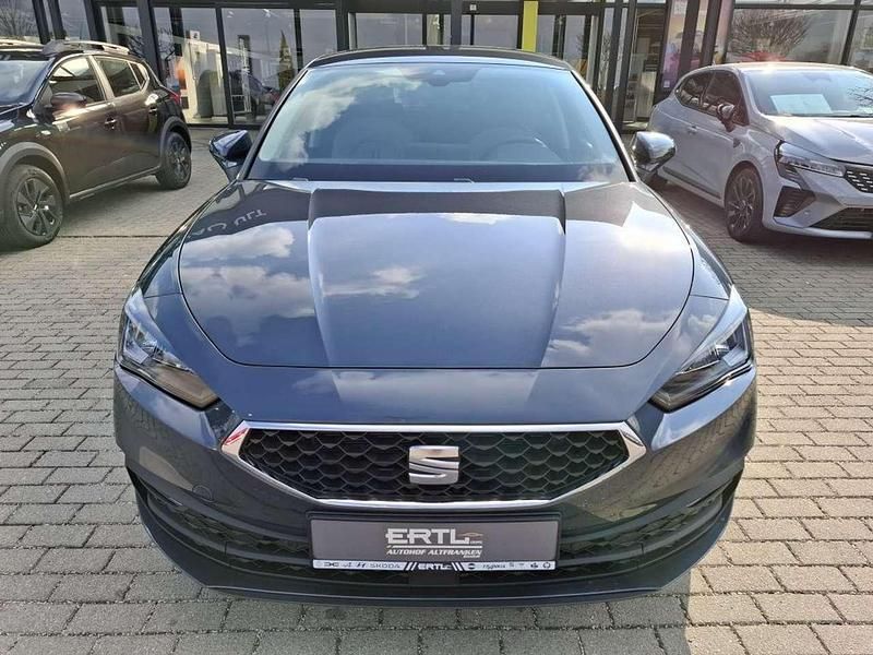 Gebraucht Seat Leon Style 116 PS (85 kW) 2025 Grau Limousine