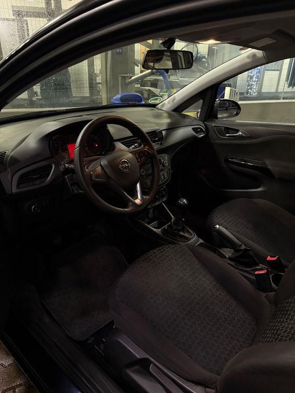 Gebraucht Opel Corsa Edition 69 PS (50 kW) 2018 Schwarz Kleinwagen