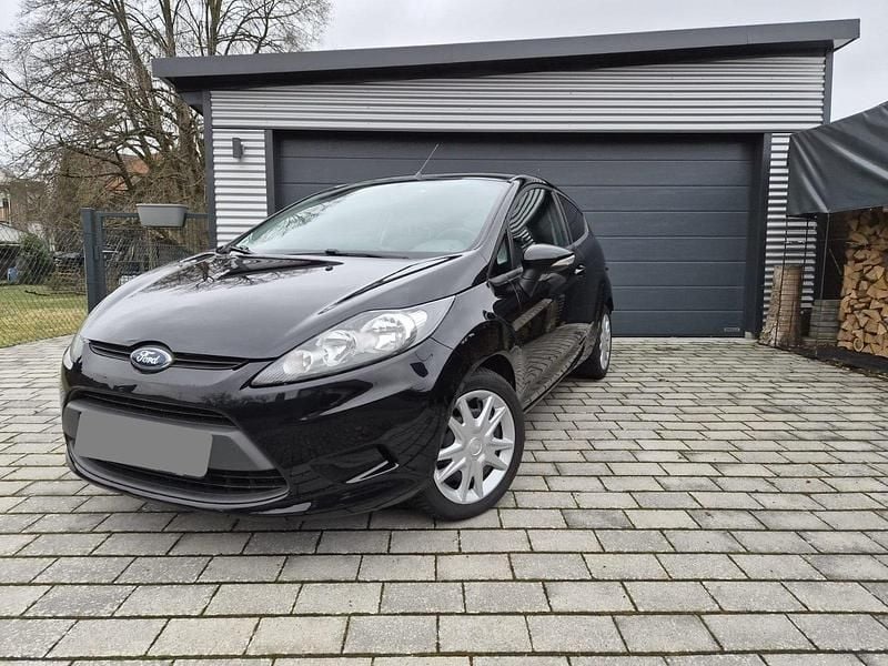 Gebraucht Ford Fiesta 82 PS (60 kW) 2012 Schwarz Kleinwagen