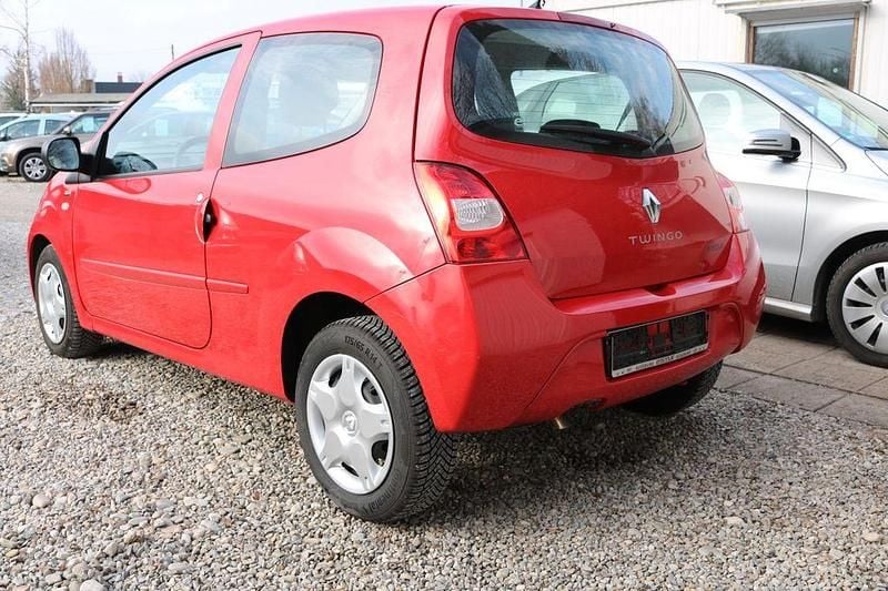 Gebraucht Renault Twingo 75 PS (55 kW) 2011 Rot Kleinwagen