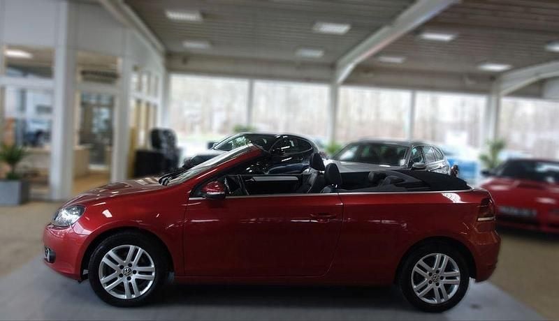 Gebraucht VW Golf Cabriolet 105 PS (77 kW) 2011 Rot Cabrio