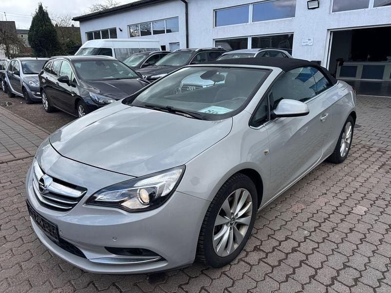 Gebraucht Opel Cascada Innovation 140 PS (102 kW) 2016 Silber Cabrio